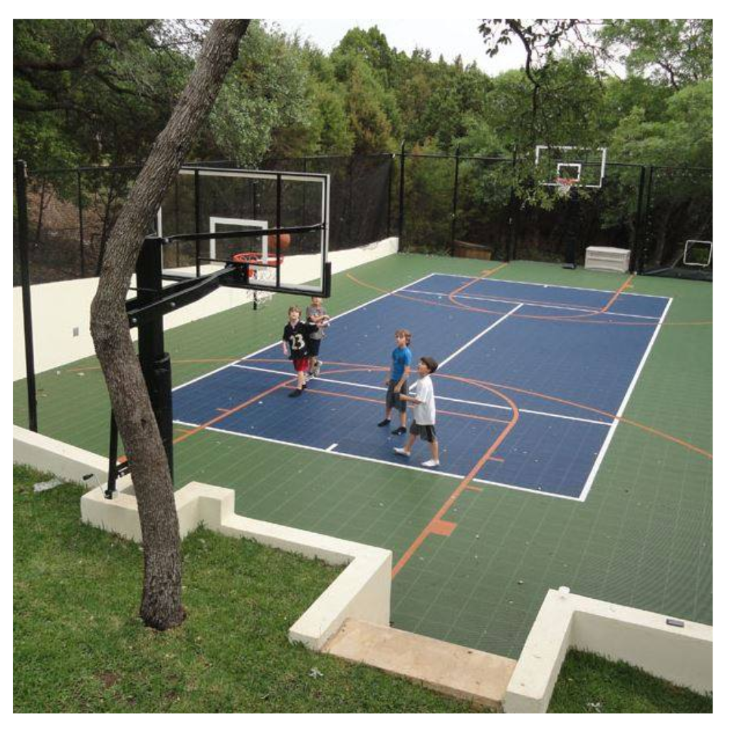 from surface preparation to professional markings, we create world class tennis courts. durable, weather resistant, and ready for perfect play all year round. (3)